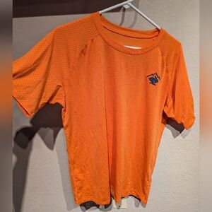 Rabbit athletic shirt